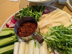 -关东小磨东北菜(上海长风大悦城店)