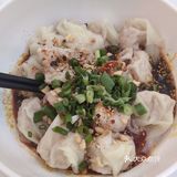 南坪万达附近的抄手店，味道不惊艳，只能算中规中矩