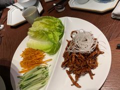 -映水芙蓉(长宁来福士店)