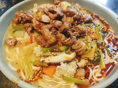 烤肉拌面-臻老板牛肉面(光华路SOHO店)