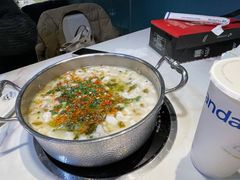 -德林酸菜鱼火锅(南丹店)