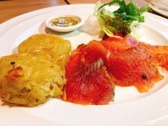 烟熏三文鱼-LENBACH兰巴赫西餐啤酒坊(大连东港店)