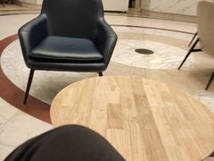 -怡莱酒店(上海大学店)