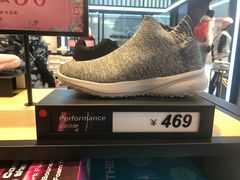 -SKECHERS 斯凯奇(上海国际时尚中心店)