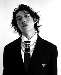 -变画·发型STUDIO