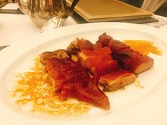 烧乳猪三拼烧味-美心皇宫(屯门大会堂店)