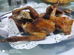 红烧乳鸽-石岐乳鸽村(南海第三分店)