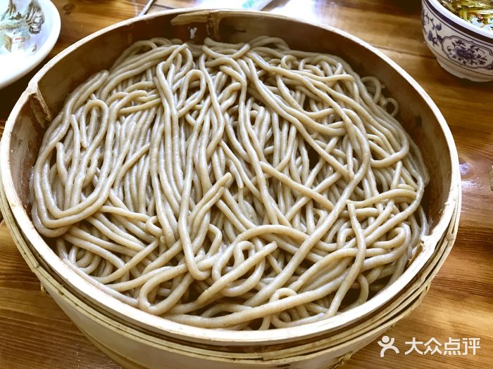 九塊九老菜莜麵莜麵魚魚圖片