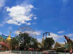 -七彩云南欢乐世界