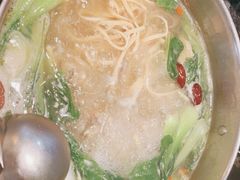 -一席地·本地鸡窝·杭帮鸡火锅(萧山银隆百货店)