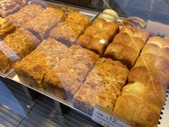 -巴黎优朵烘焙馆(菱角湖壹号店)