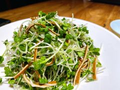 豆皮拌萝卜苗-聚缘堂·海鲜私房菜(松岭路店)
