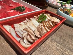 -蘑界·野生菌火锅(深业上城店)