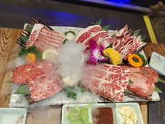 -明洞阿姨·韩式酱蟹烤肉·创意料理(三元桥店)