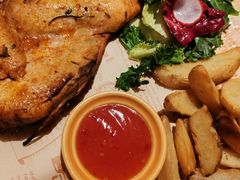 -JINNS锦时 steak&pizza(浸信会礼拜堂旧址店)