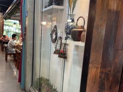 -东口码头·烧鸽子·鱼头泡饼·地方菜(金鹰悦城店)