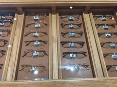 -宝丽眼镜(湖墅店)