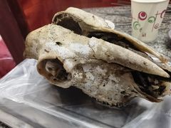 -马克力木手抓炕锅烤羊肉(盐湖一小区店)