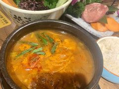 -明洞阿姨·韩式酱蟹烤肉·创意料理(三元桥店)