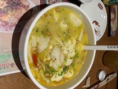 -渝是乎酸菜鱼(龙旗购物中心店)