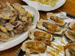 -老东镇啤酒屋海鲜加工·蒸汽海鲜·海鲜烧烤(台东店)