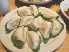 白菜黑毛猪肉饺子-关东小磨东北菜(上海长风大悦城店)