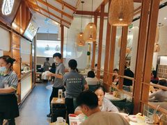 -三人行骨头王火锅(长寿店)