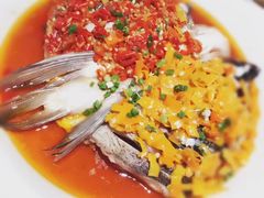 双椒蒸鱼头-拾味馆(万达广场店)