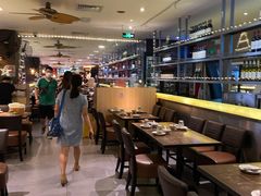-大头虾越式风味餐厅(光明广场店)