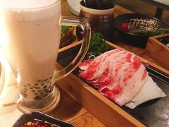 -湊湊火锅·茶憩(杭州湖滨银泰in77店)