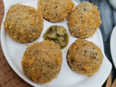 鲮鱼球-黄枝记(议事亭前地店)