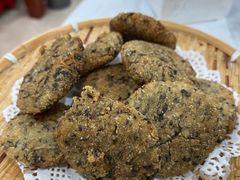 蒿子粑粑-万佛湖许老大铁锅鱼(黑金冠店)