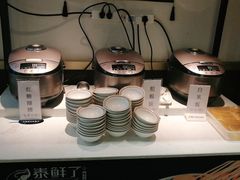 自助取餐区-辣妹子麻辣烫