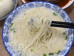 -雪琴面馆富安特色鱼汤面(城中花园店)