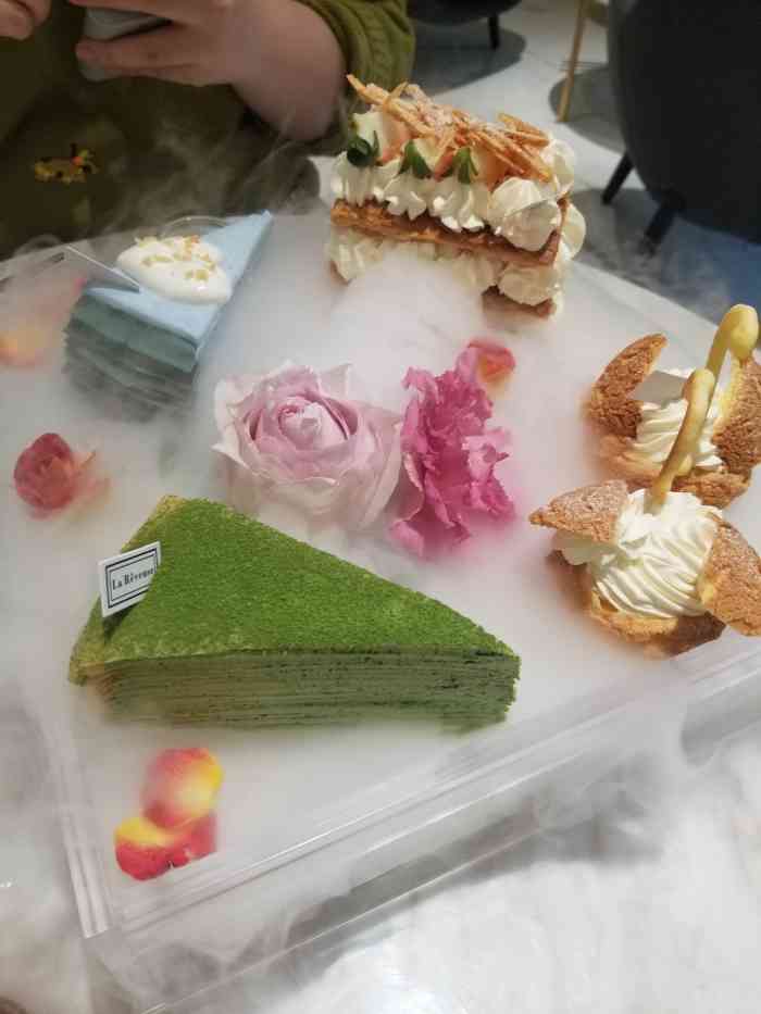 la rêveuse·tea lounge爱做梦的少女-"种草这家店,和小姐妹约着去