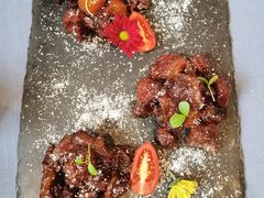 -卯火锅(人和协信店)