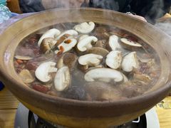 -威邵鸡煲(西华路总店)