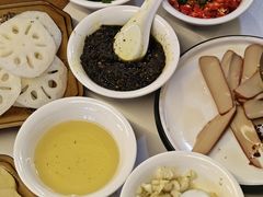 -颜氏双江清水鱼一养身火锅(磁器口店)