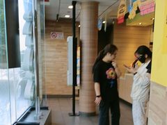 -麦当劳(虹梅路地铁站店)