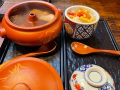 -银米·云南传统过桥米线(双廊黑金冠店)