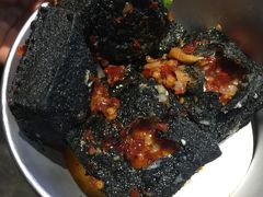 -黑色经典臭豆腐·湖南特产(太平街口店)