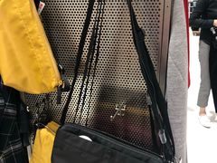 -优衣库(上海金桥国际商业广场店)