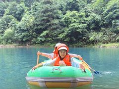 -安吉龙王山峡谷漂流