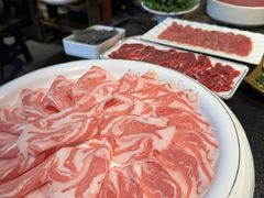 -宽板凳老灶火锅(台湾街店)