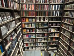 -钟书阁(群光广场店)