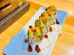 牛油果三文鱼卷-游You House(西单老佛爷店)