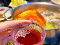 熬制酸梅汤-手选潮汕鲜牛肉火锅(二七广场店)