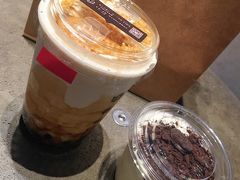 波波茶-喜茶(上海正大广场店)