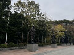 -英雄广场