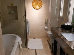 -青岛海尔洲际酒店